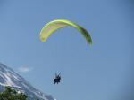 Paraglidista v Bormiu