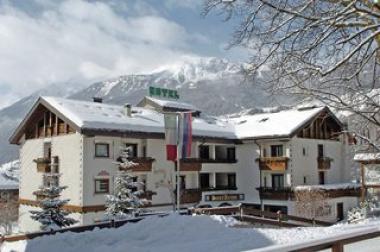 Italský hotel Sant Anton v zimě