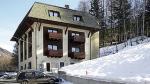 Italský apartmánový dům Villa Feleit v zimě